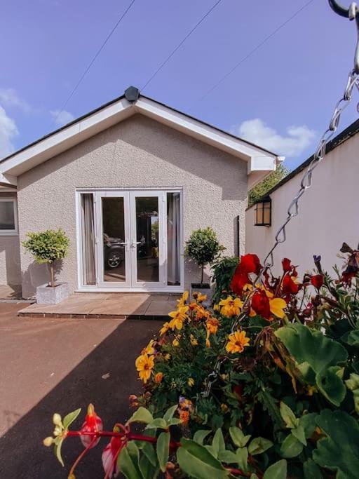 La Petite Maison Swansea Luaran gambar